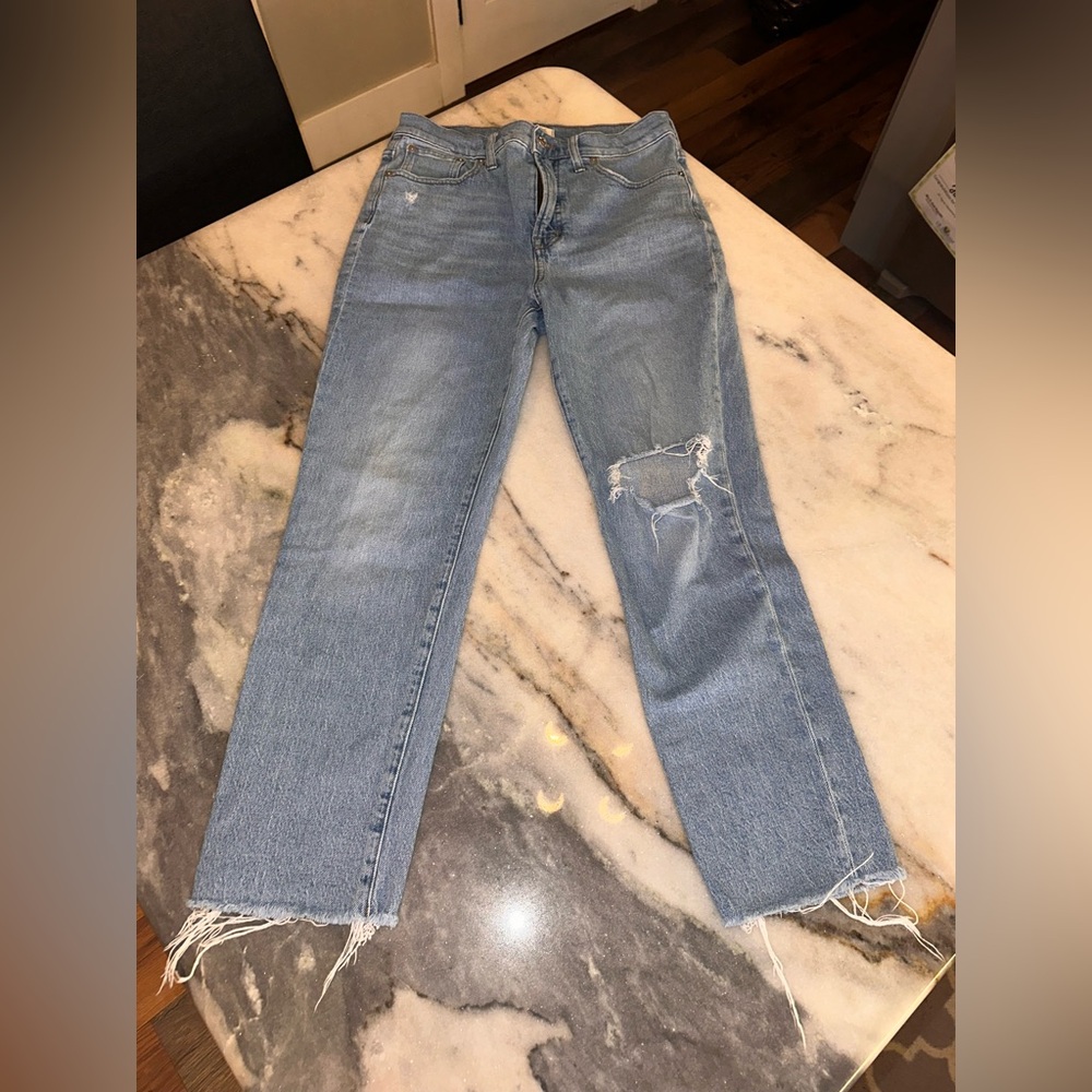 Madewell Straight Leg Jeans - Light Blue with Distressed Knee